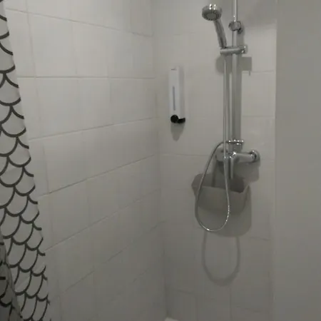 Parentale Pradere Avec Piscine Homestay Virazeil