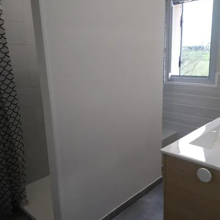 Parentale Pradere Avec Piscine Homestay