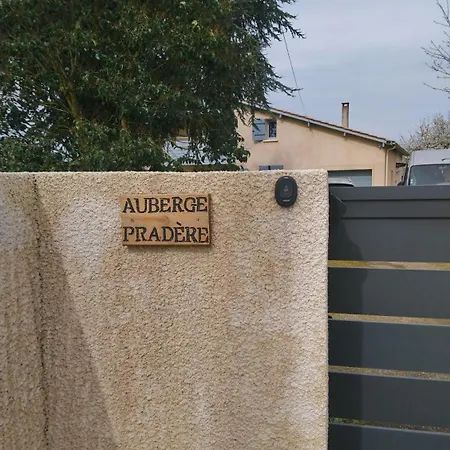 Alloggio in famiglia Parentale Pradère Avec Piscine *