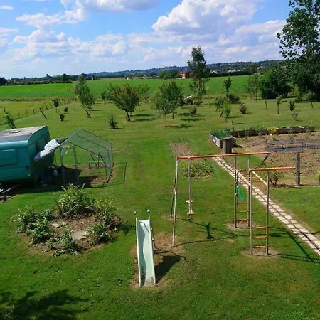 Parentale Pradère Avec Piscine Alloggio in famiglia Virazeil